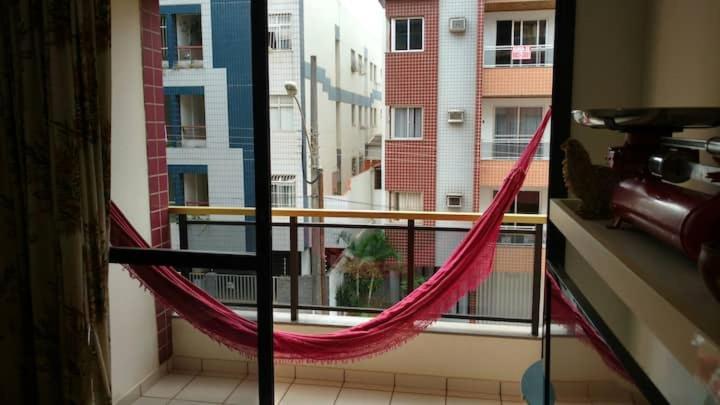 Apartamento Quadra Praia Com Vista Mar Гуарапарі Екстер'єр фото