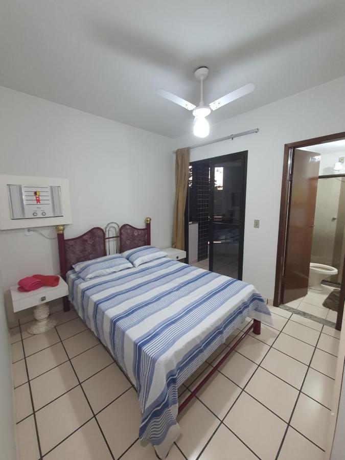Apartamento Quadra Praia Com Vista Mar Гуарапарі Екстер'єр фото